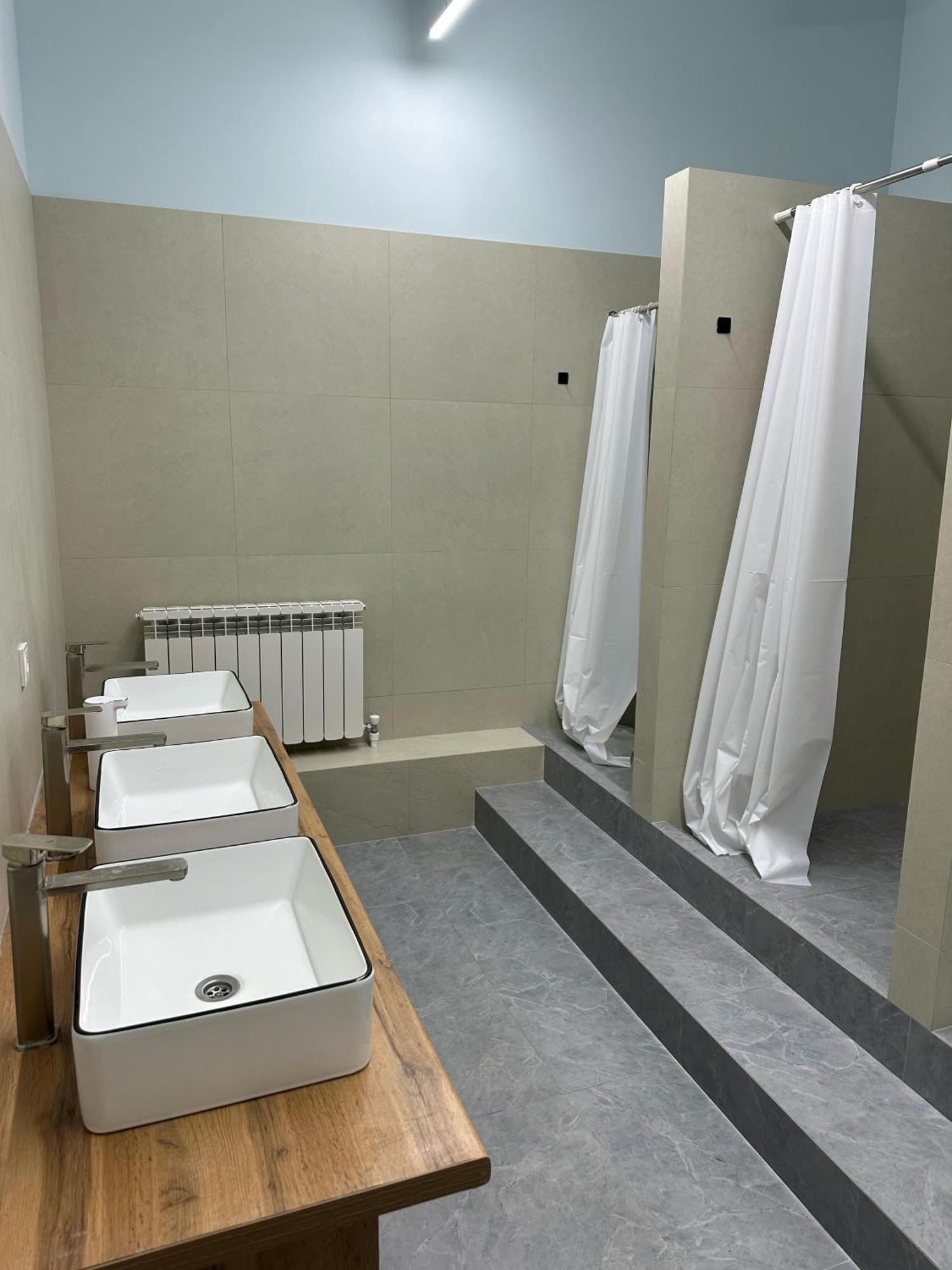אלמטי Hostel O2 מראה חיצוני תמונה